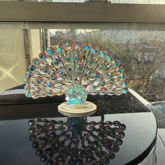 Crystal Peacock Figurine - Iridescent - Picture 1 of 7
